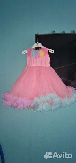 Шикарное платье