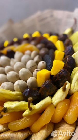 Подарок мужчине, мужской букет, букет из орехов