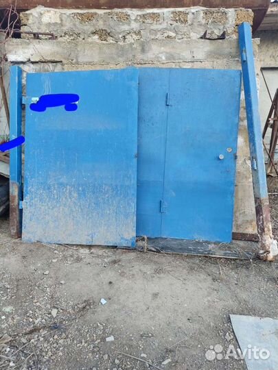 Ворота с калиткой распашные