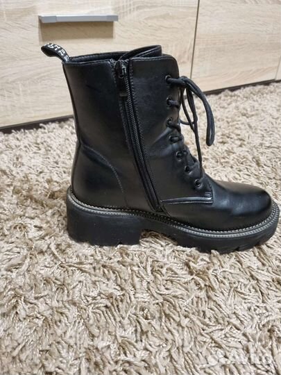 Ботинки осенние