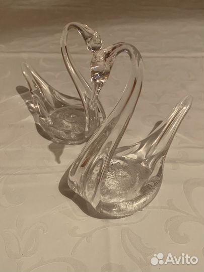 Лебеди стеклянные