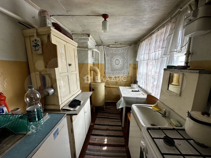 Дом 46 м² на участке 4 сот.