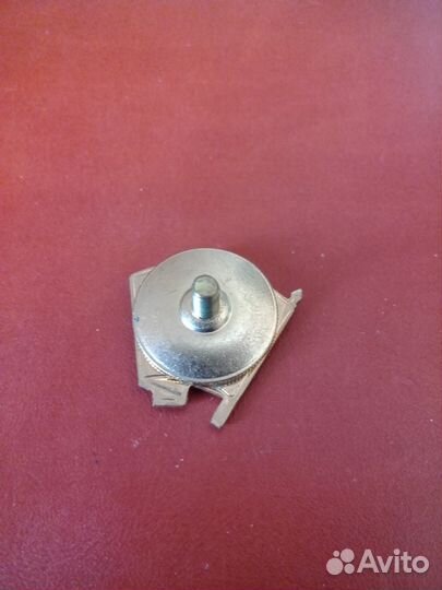 Значок влксм (на закрутке) в блеске