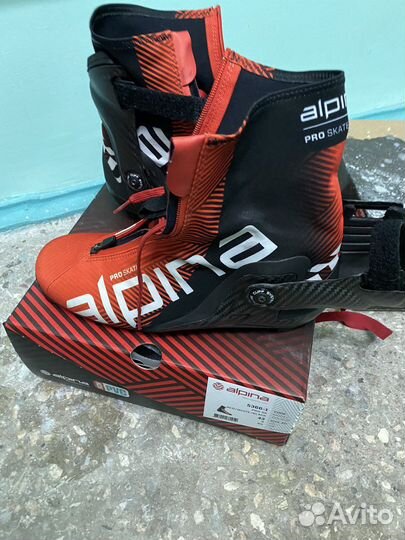 Ботинки лыжные ALpina Pro Skate 43 р. Конёк