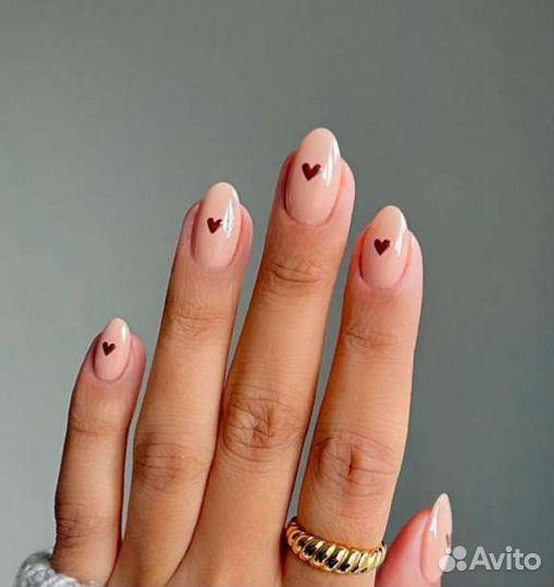 Маникюр с выездом