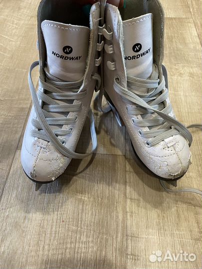 Коньки фигурные 28 размер