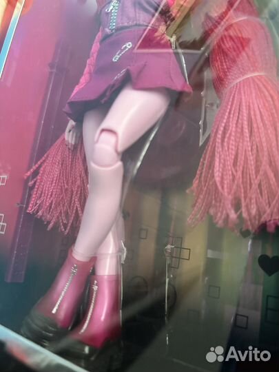 Rainbow High Pinkie Пинк