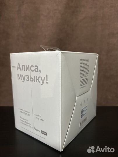 Умная колонка алиса станция мини с часами