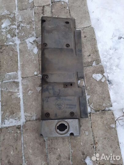 Клапанная крышка ом606 606 om606