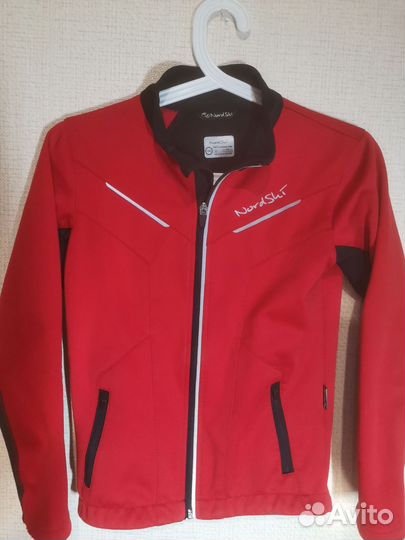 Лыжные костюмы и гоночные комбинезоны