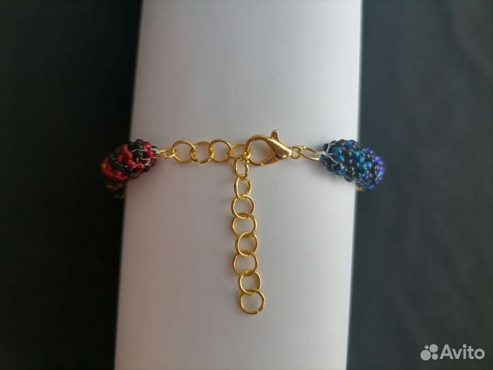Браслет из бисера