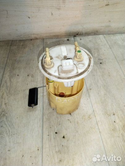 Датчик уровня топлива Renault Duster 1.5 DCI