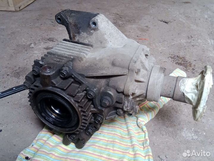 Раздаточная коробка Nissan x-trail t30