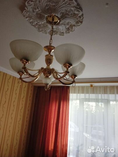 Люстра потолочная бу и 2 бра