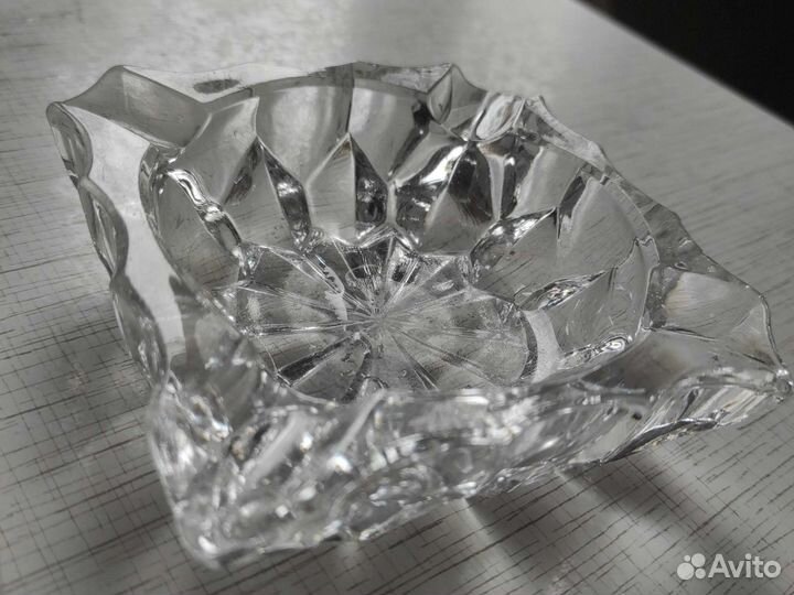 Хрустальная пепельница