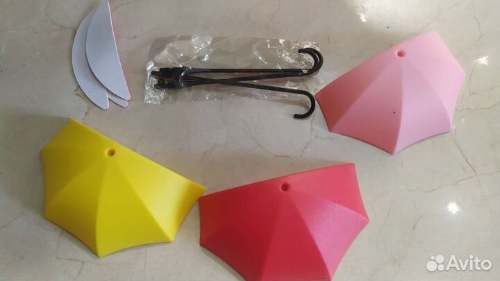 Держатель настенный в виде зонтиков