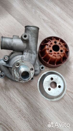 Помпа,водяной насос 406