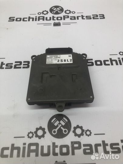 Блок управления фарой Toyota Camry V70