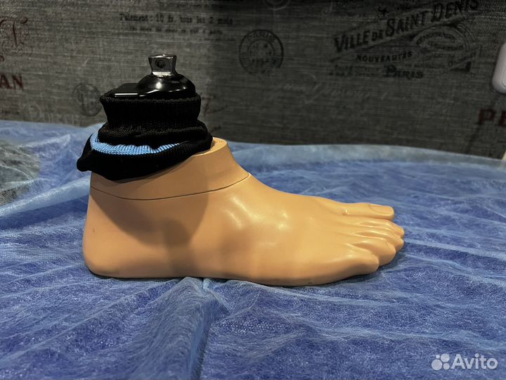 Протез правой ноги