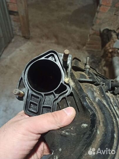 Коллектор впускной ваз 2111-1008600