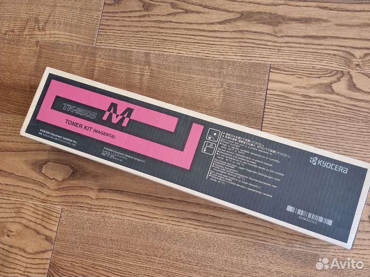 Тонер картридж Kyocera TK-8505M (1T02lcbnl0)