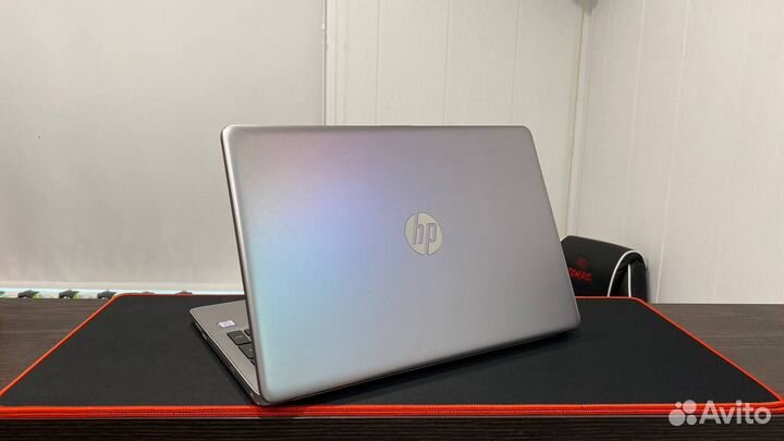 Ноутбук HP 250 G7 - core i3 - 8Gb - 256Gb SSD
