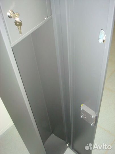 Сейф оружейный на два охотничьих ружья. Новый