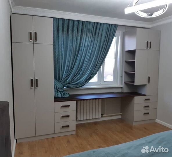 Детская рабочая зона у окна в рассрочку