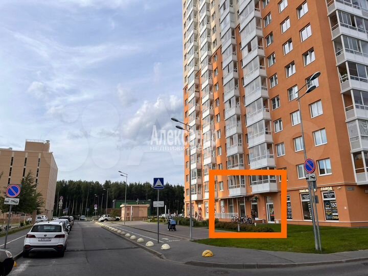 Сдам торговое помещение, 90 м²