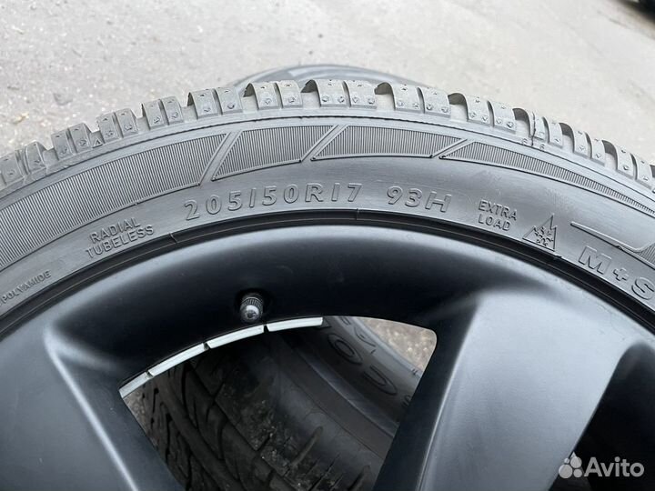 Зимние колеса Audi A3 R17 оригинал