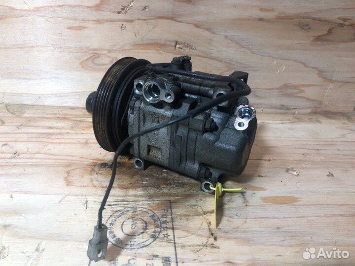 Компрессор кондиционера Mazda Demio DW3W B3ME 1998