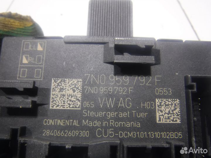 Блок комфорта двери передней правой Skoda Yeti