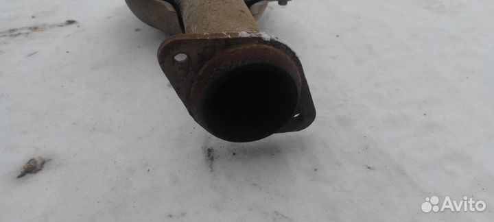 Средняя часть глушителя Subaru impreza