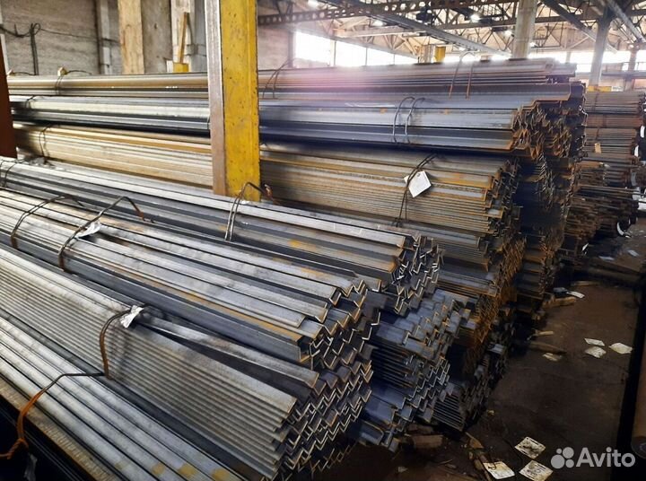 Уголок металлический 160х160х12 12 м Ст3