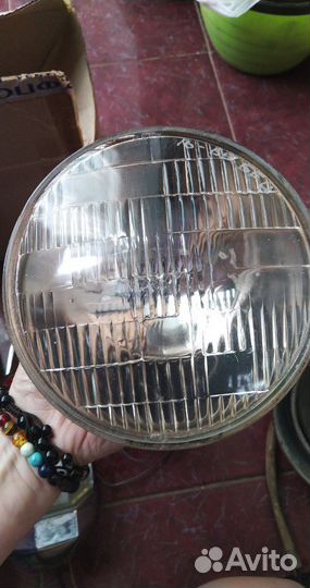 Фары,разные Волга газ 21