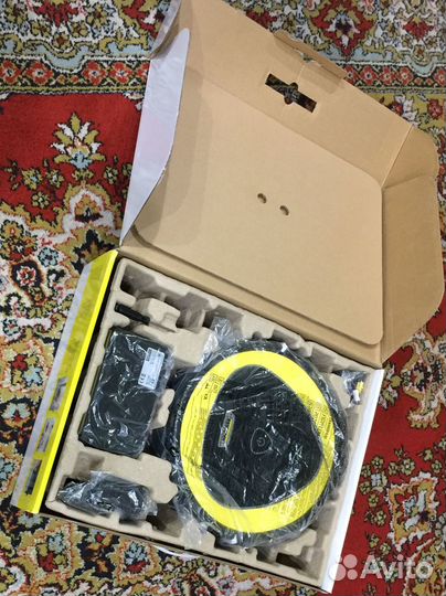 Робот-пылесос RC 3