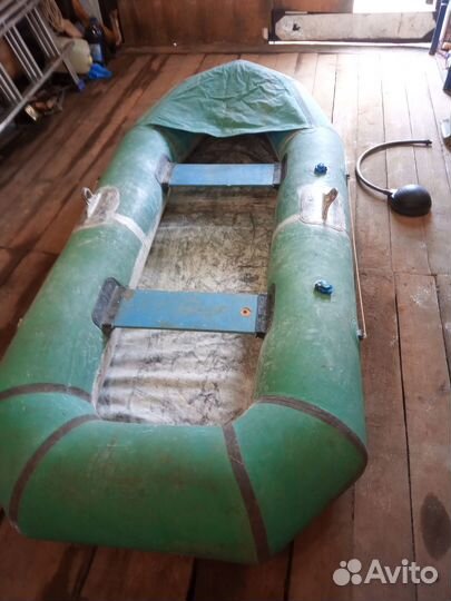 Лодка надувная резиновая весельная