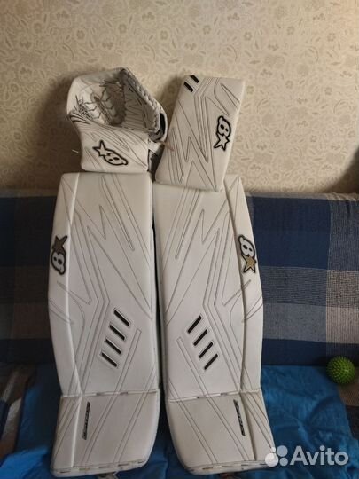 Вратарская хоккейная форма