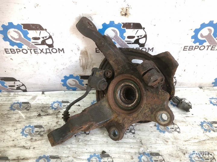 Кулак поворотный + ступица передний правый Opel