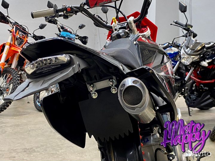 Regulmoto Seven Medalist PRO 19/16