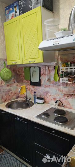 Кухонный гарнитур с техникой бу