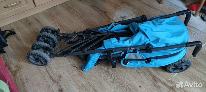 Коляска трость