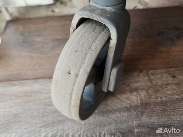 Прогулочная коляска бу