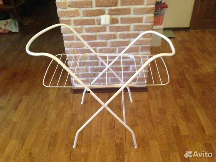 Подставка под ванночку