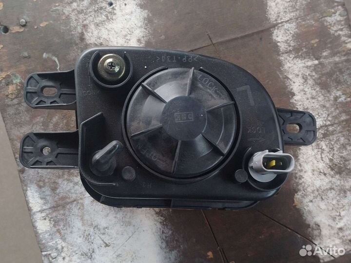 Противотуманные фары хюндай HD. 4000т за пару