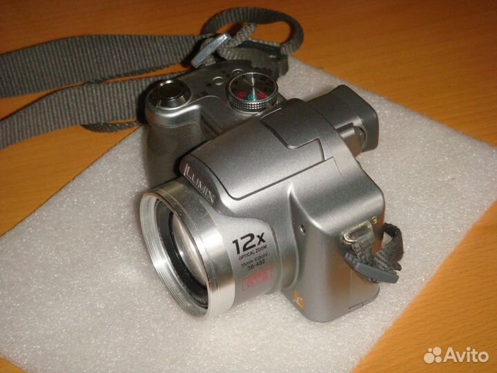 Фотокамера Panasonic Lumix DMC-FZ8