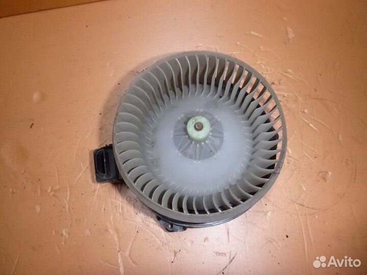 Моторчик печки honda accord viii 2008