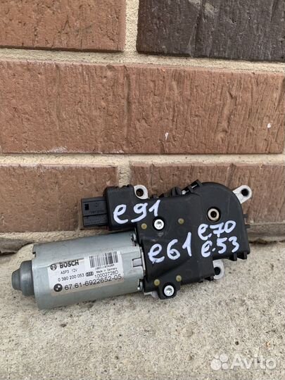 Моторчик люка бмв е91, е61, е64, х3 е83, х5