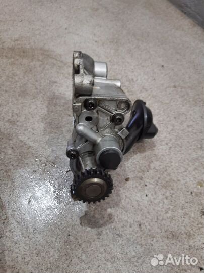 Масляный насос оригинал для 2.0 tfsi Audi A4B8