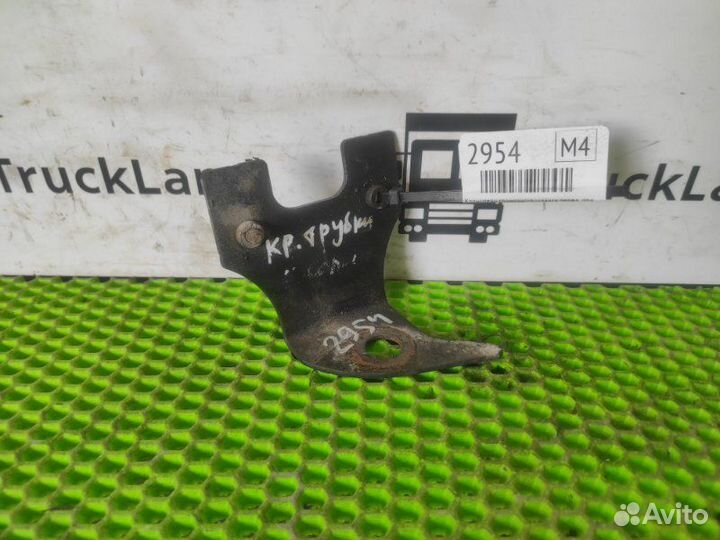 Кронштейн тормозного шланга передний правый Man